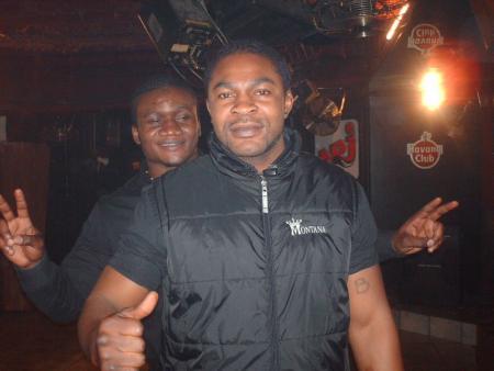 une photo de maitre daguere et  tresor