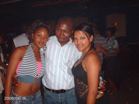 une photo de timale, yolande et naima